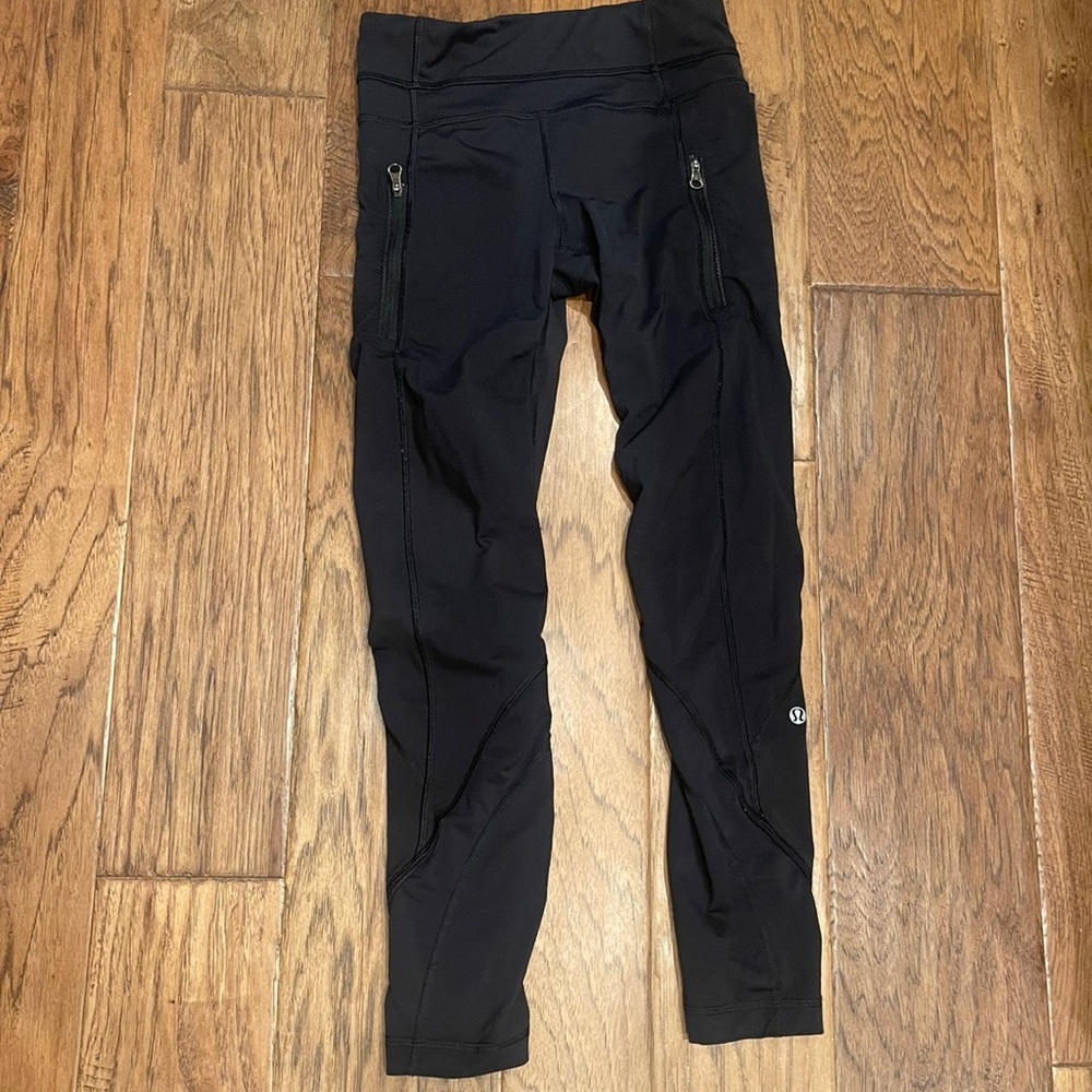 Lululemon legging size 2